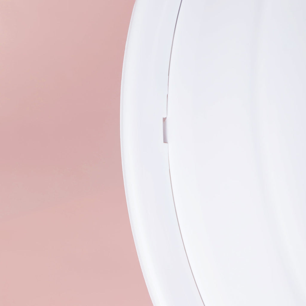 Space Capsule Semi-Enclosed Cat Litter Box with Scoop