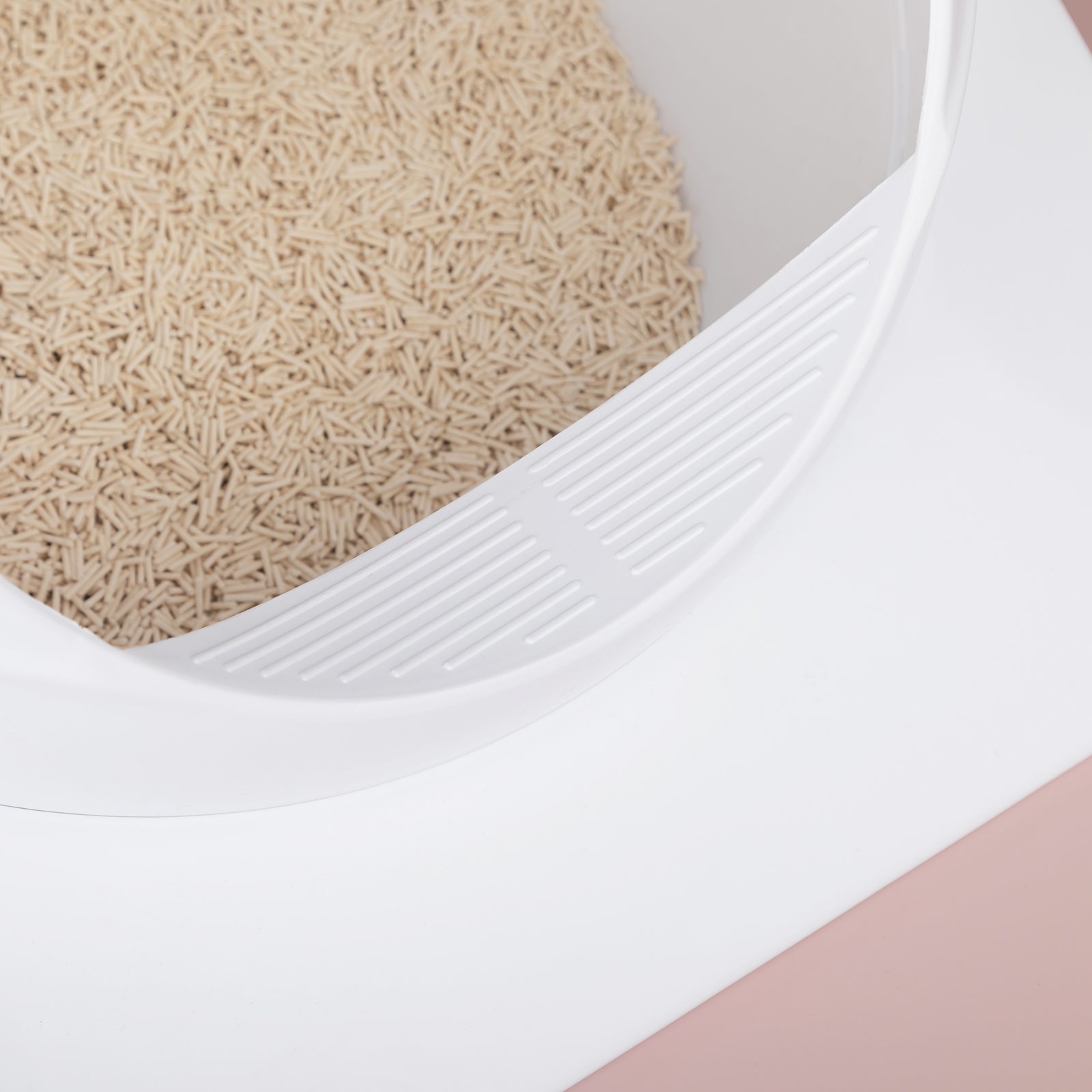 Space Capsule Semi-Enclosed Cat Litter Box with Scoop