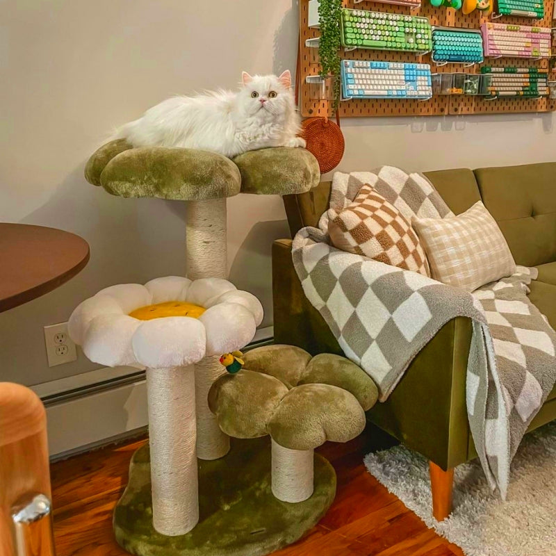 Four Leaf Clover Cat Tree